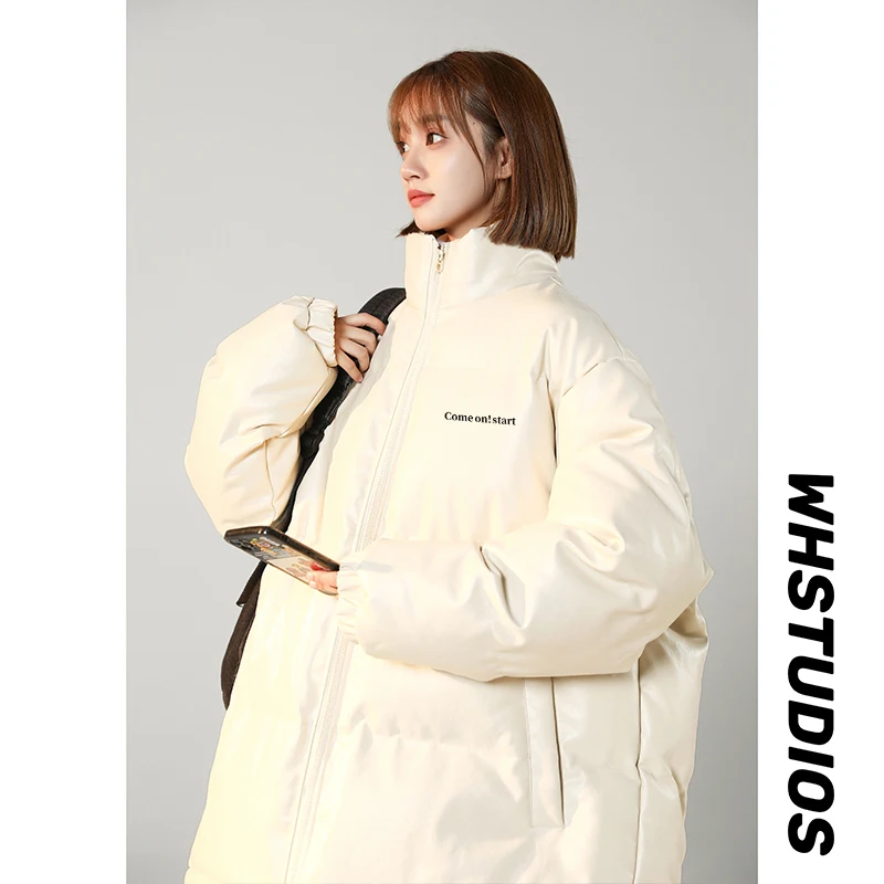 

Теплая утолщенная куртка из искусственной кожи и хлопка, новая зимняя свободная модель для пар, хлопковое пальто больших размеров, зимняя верхняя одежда с водонепроницаемой молнией.