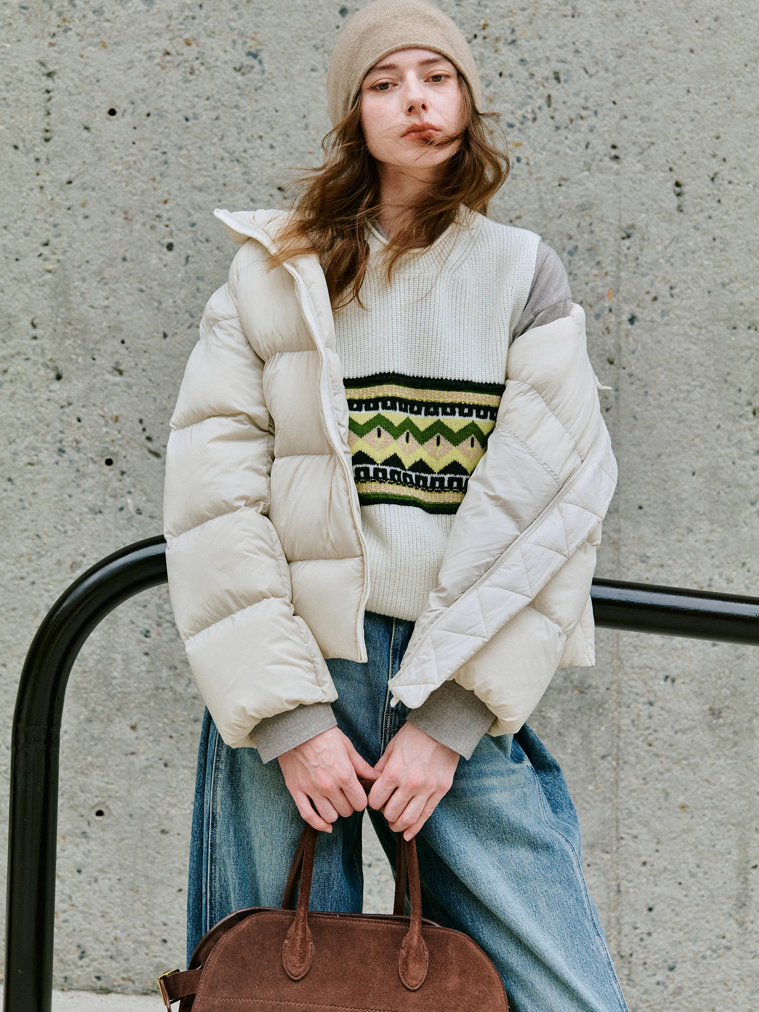 

Lightweight Goose down Puffer Jaet with Hood Stand Collar Tee-Proof Tech Fabric fectionate Little Warmstove U6626