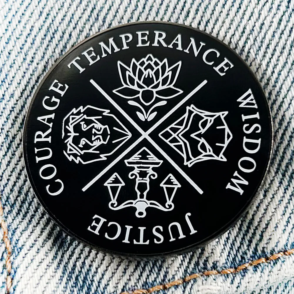 Broche esmaltado de virtudes cardinales, insignia de estoicismo, temperamento, justicia, sabiduría, coraje, broche con símbolo