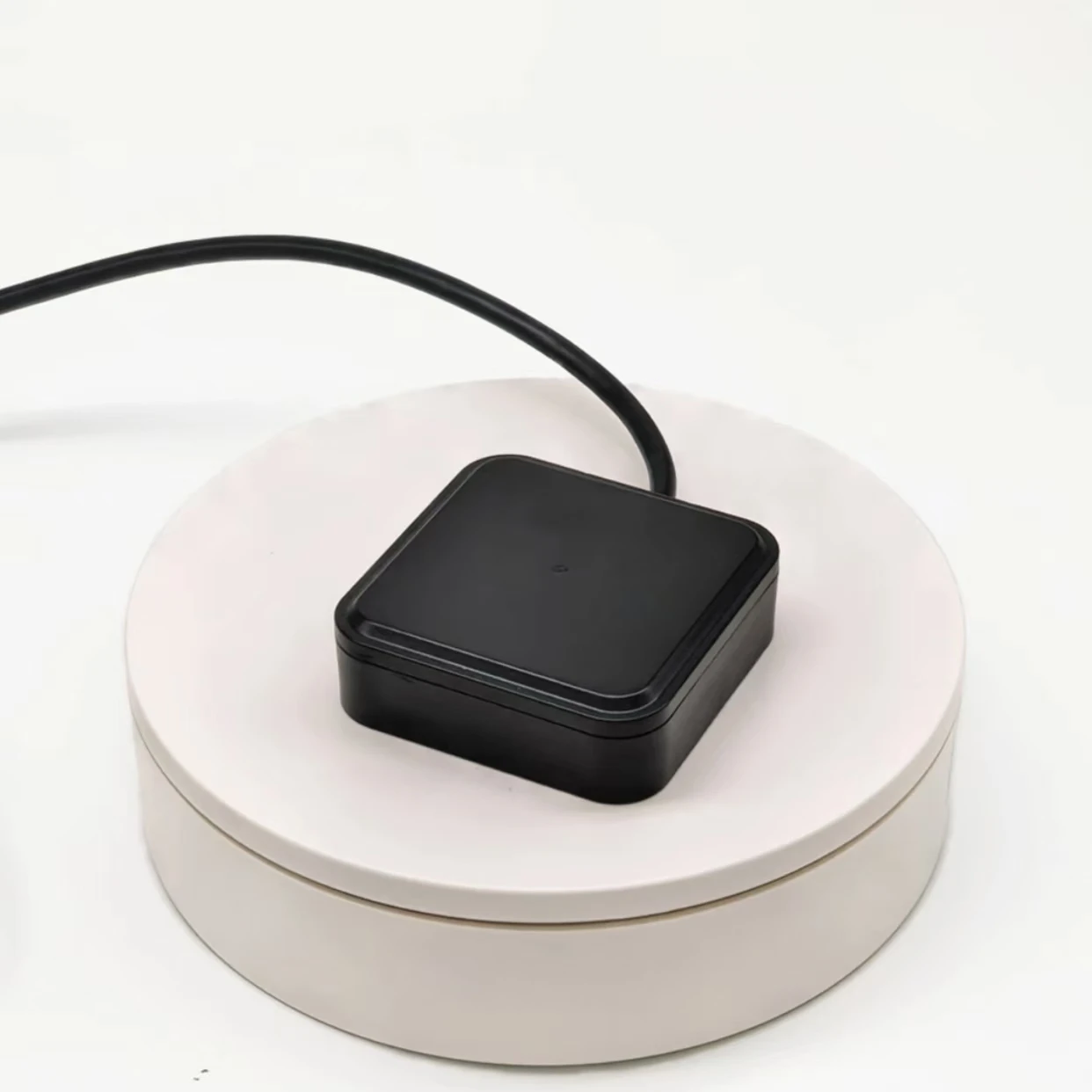 ZLYL508PRO 24GHz FMCW Speed Distance Radar Sensor with Housing for Road Traffic Monitoring