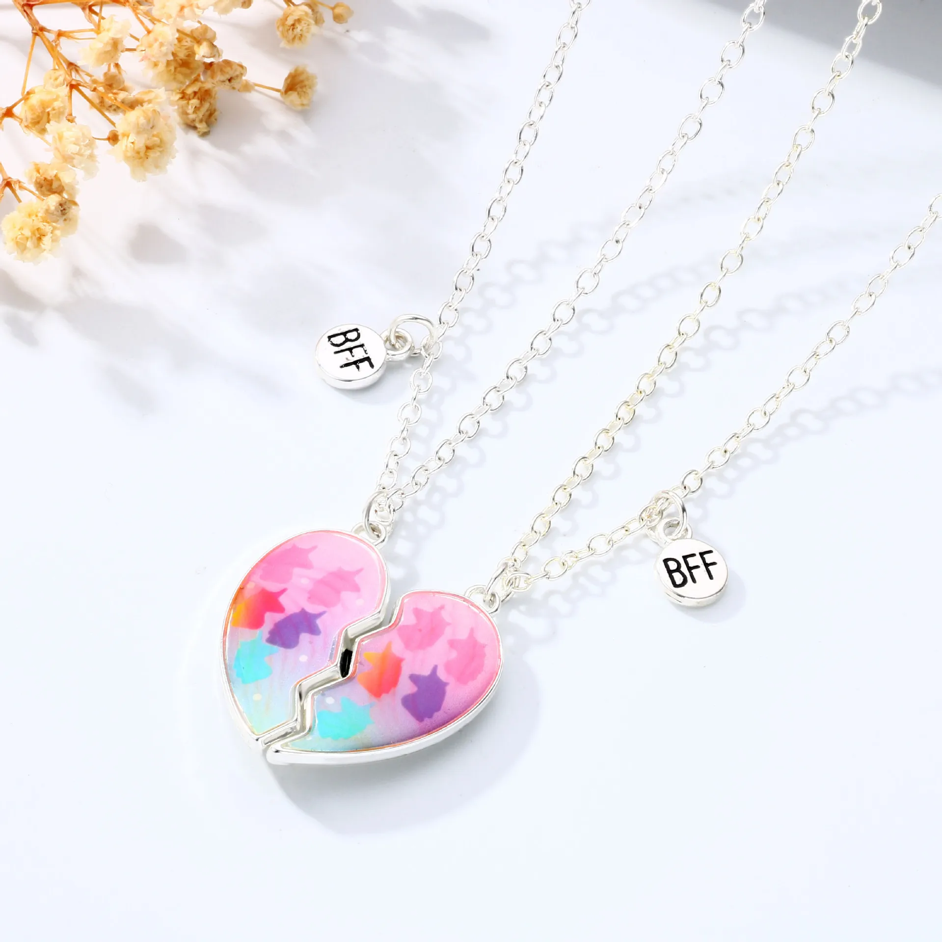 New Animal Pendant Necklace Cartoon Cute Stickers Sealing Glue Good Friends and Best Friends Magnet Necklace Set Wholesale
