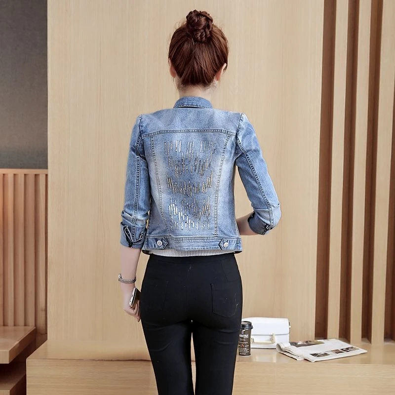 2025年最新スタイル ニッチデザイン 韓国風デニムジャケット クロップド丈 多用途 ファッション トップス シック カジュアル 仕事 日常着