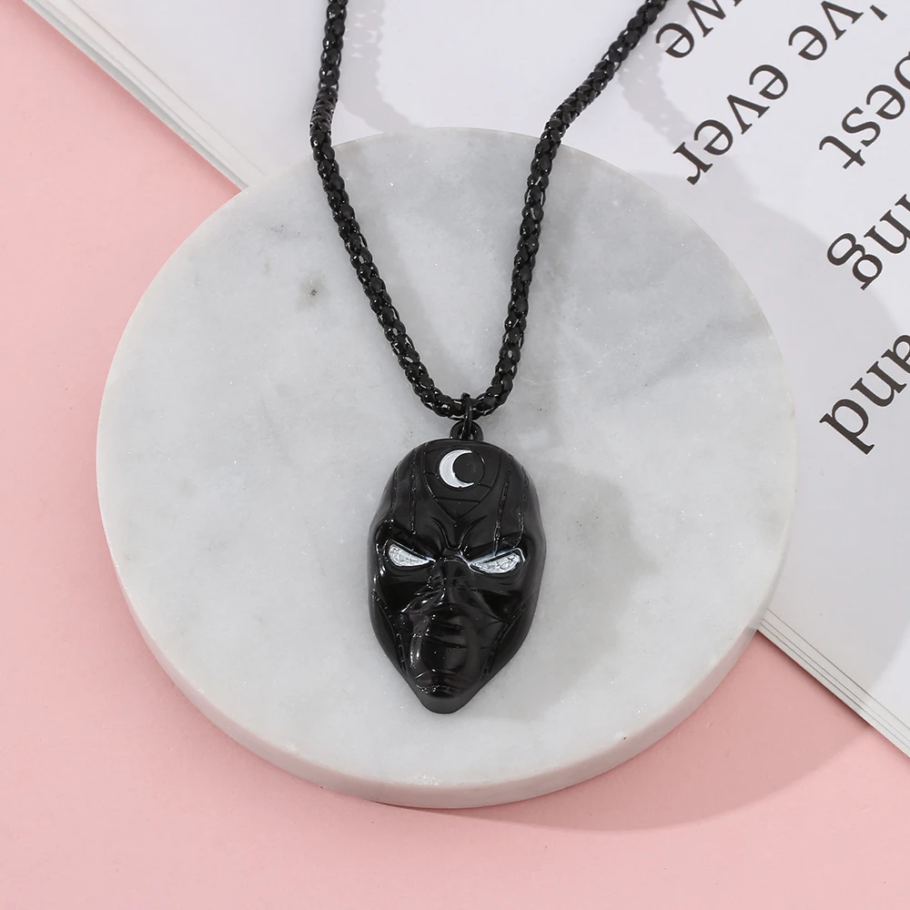 Avengers Movie Figure Moon Knight New Moon Blade Mask Necklace - Cosplay Superhero Pendant for Fans Personality Accessory