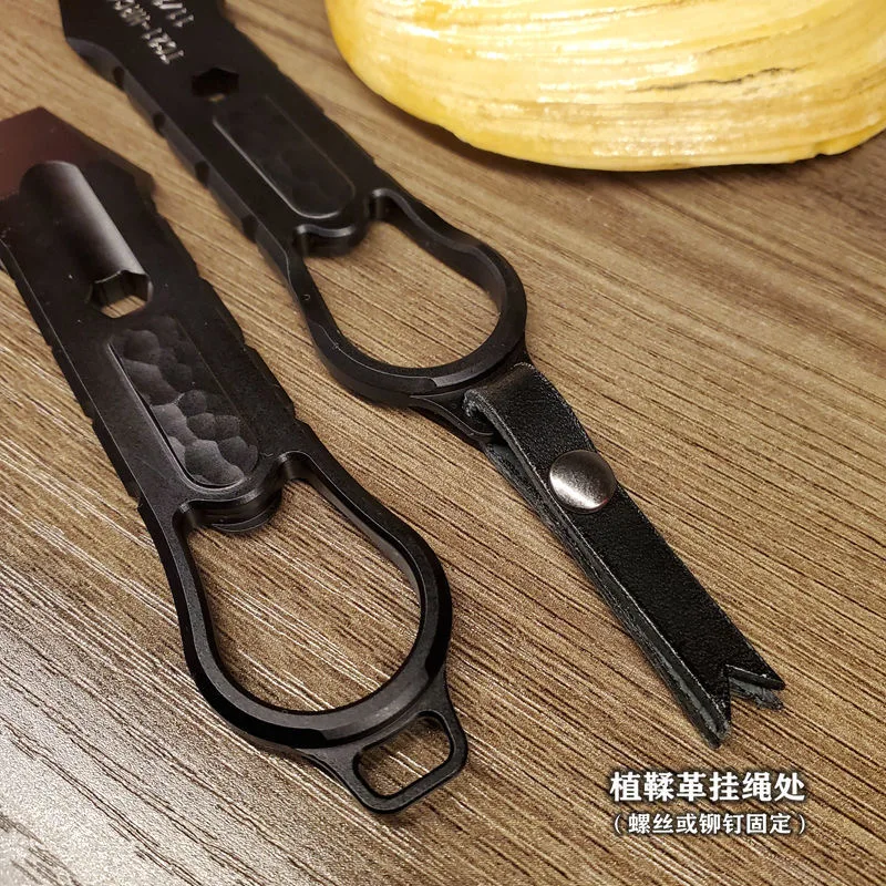 Imagem -03 - Titanium Alloy Multifuncional Edc Crowbar Abridor de Garrafas Bit Hexagonal Lanyard Included Outdoor Pocket Tools 110 mm Tc21