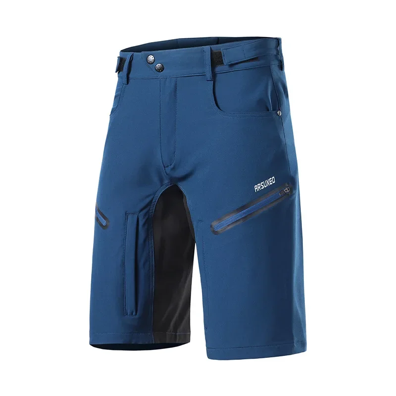 Leisure hiking shorts mountain bike professional riding breathable sweat-wicking five-point shorts.