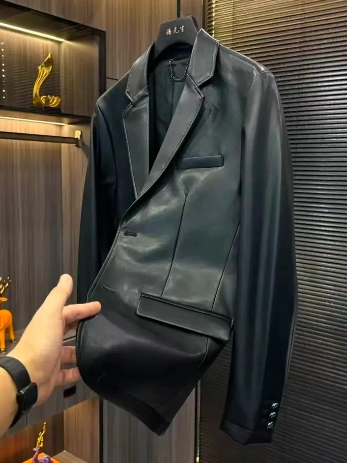 

Мужской повседневный костюм из искусственной кожи для весны и осени: модный, универсальный, высококачественный, стильный, деловой, приталенный, с антимикробной защитой