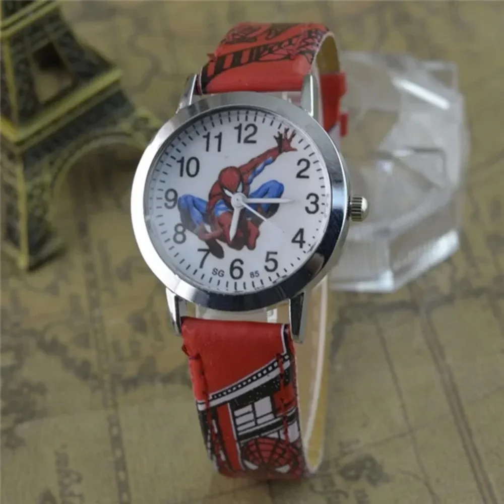 Jam tangan kartun anak-anak Spiderman jam tangan kuarsa anak tali kulit jam tangan anak terbaik jam tangan tahan air hadiah anak laki-laki