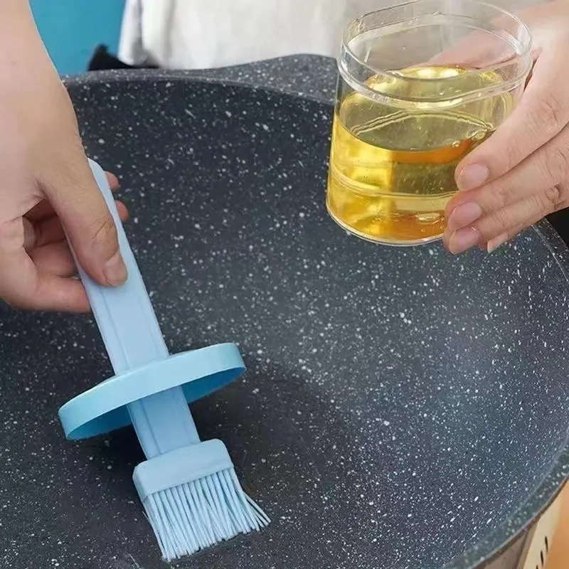 Oil Brush Pancakes Oil Brush Integrated Oil Pot Brush with Bottle Kitchen Dustproof Household High Temperature Baking Tools