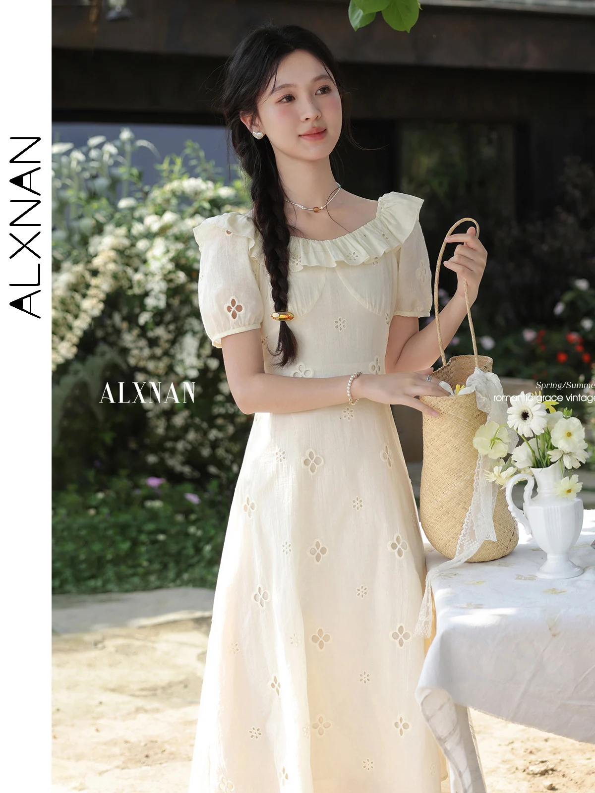

ALXNAN Women's Long Dress 2025 Summer Elegant A-line Puff Sleeves Dress Cut-out Design Holiday Party Ladies Clothing DYL661775