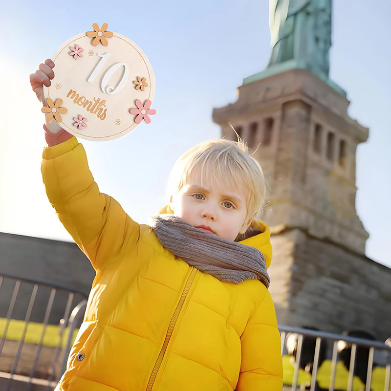 

Baby Monthly Milestone Cards With 11 Interchangeable Number Set Of 12 For Baby Growth Recording