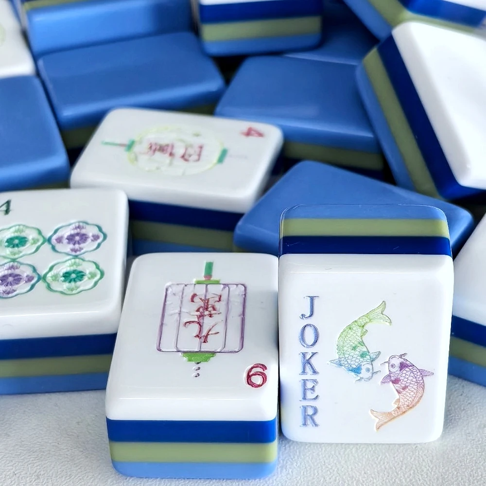 4-Layer Acrylic Luxury American Mahjong Set Engraved Royal Blue Mahjong Game Tiles for Home Entertainment Travel Mah Jongg Sets