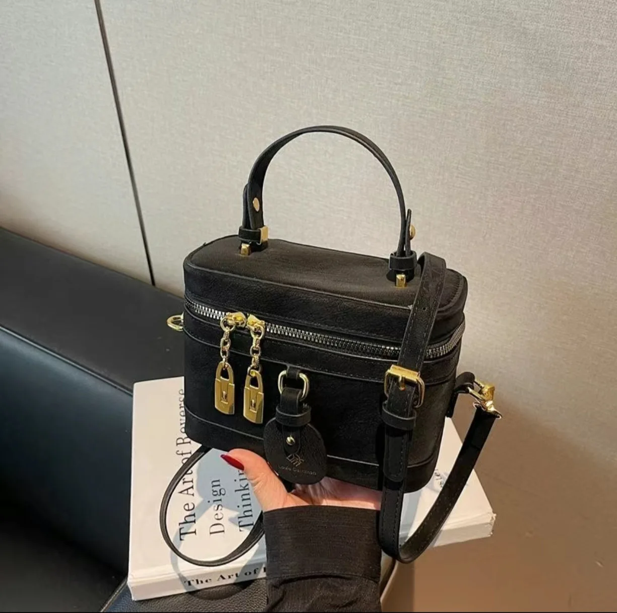 Niche Mini Box Bucket Crossbody Bag 2026 Summer Trendy Versatile Women Small Shoulder Purse - view 3