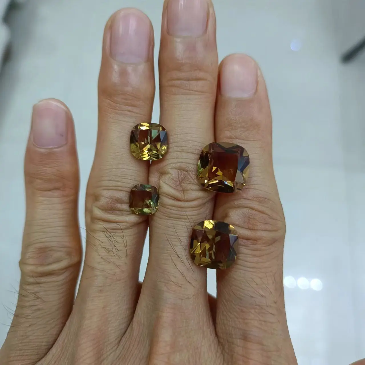 Turkey-stone diaspore color-changing stone Sudan stone ring face jewel square cushion zultanite