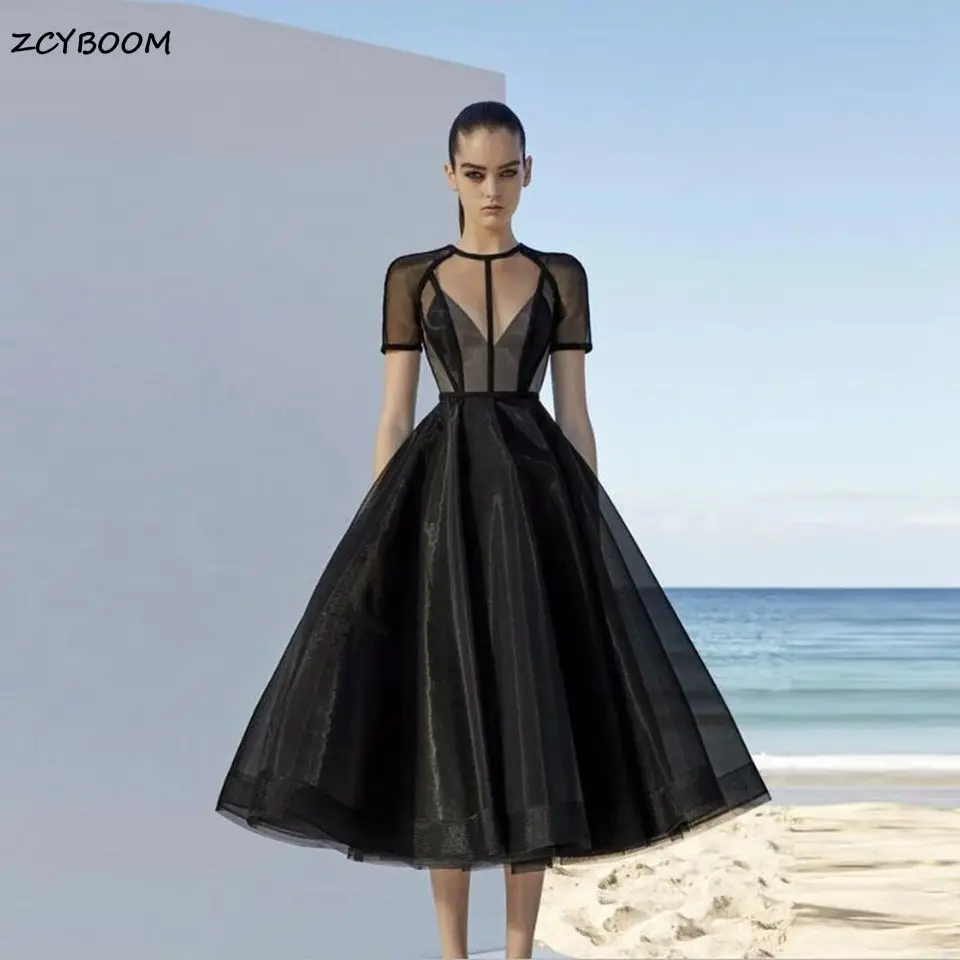 

2025 Black Simple Short Sleeves A-Line Prom Party Gowns Heart Type O-Neck Tulle Tea Length Elegant Formal Women Evening Dresses