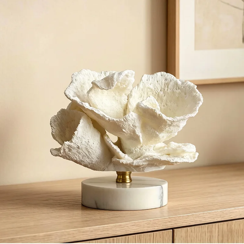 Aesthetic Coral Ornament Figurines Nordic Creative Sculptures Art Luxury Desk Accessories Modern Retro Interior Decorations