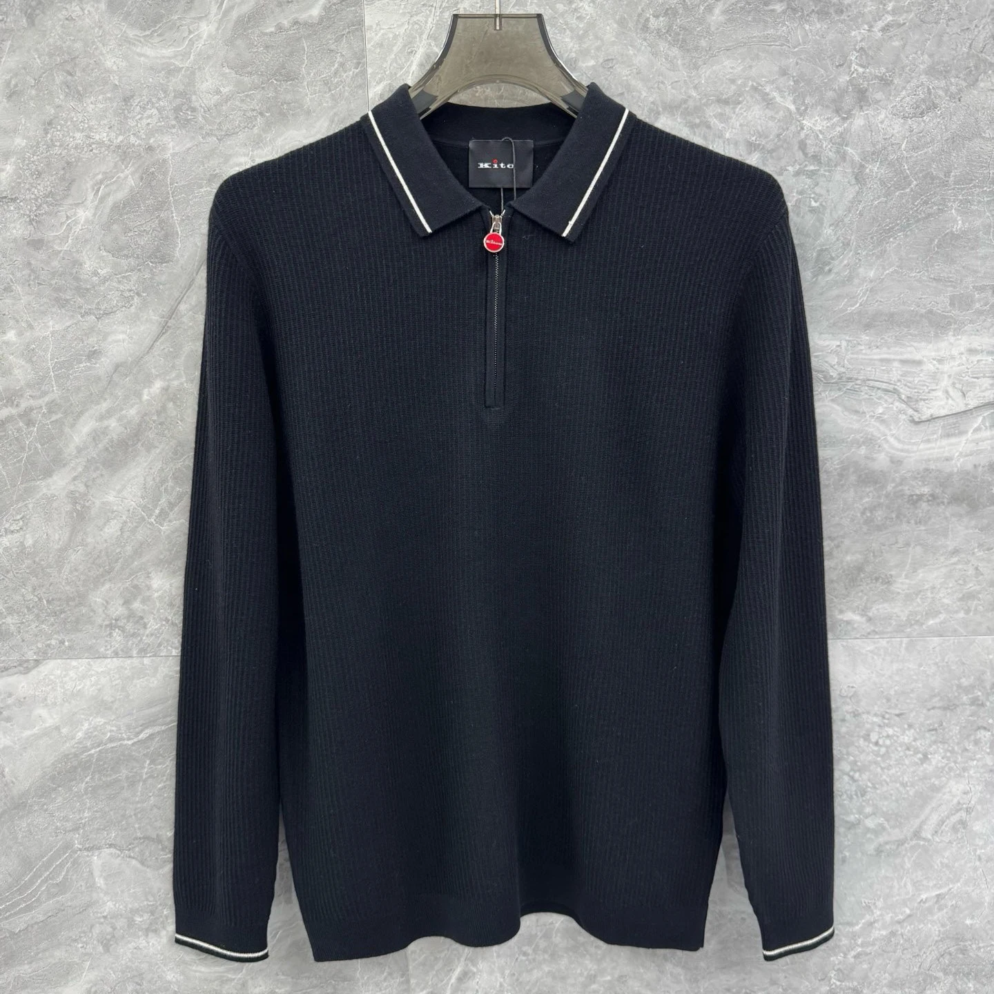 

Kiton ранняя осень новый однотонный деловой повседневный мужской вязаный свитер с лацканами и украшением