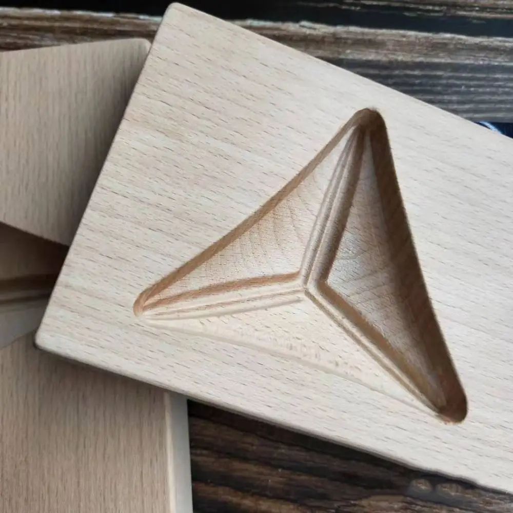 Molde Baozi triangular de madera antiadherente, fácil de liberar, molde de comida tradicional chino portátil, práctico y resistente