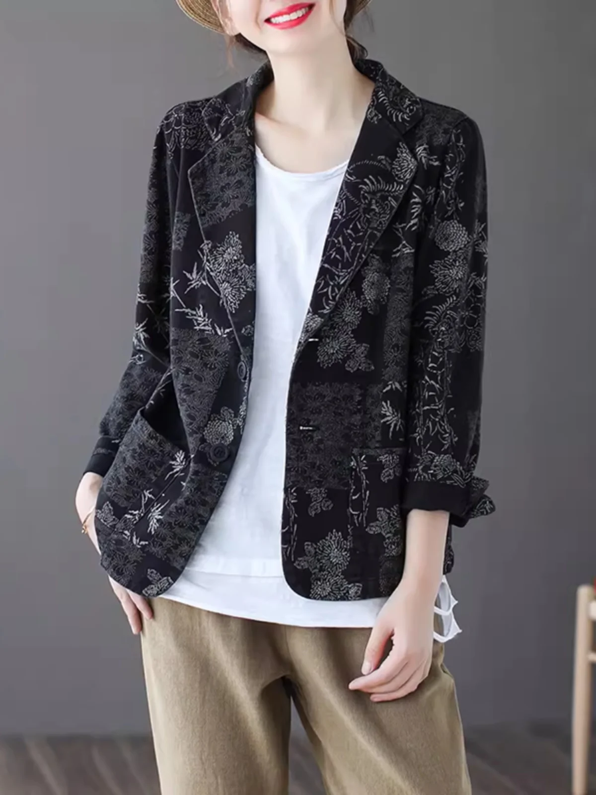 

Retro Hong Kong Sle Printed Small Suit Jaet Large Size Women's Faionable Turn-down Collar Double ket Long Sve Wes...