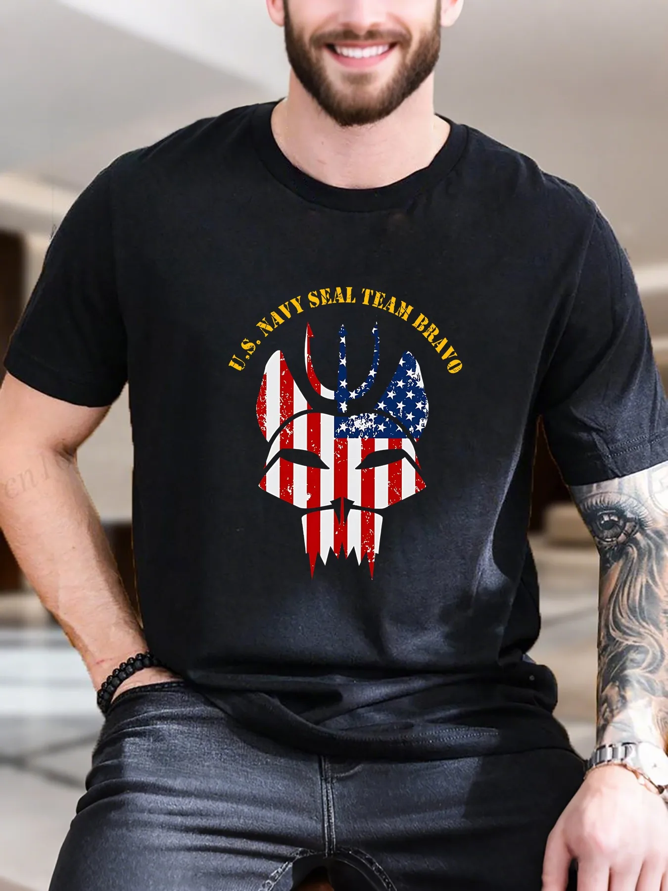 

New Arrival Fashion Men's Printed Short Sleeve T-Shirt American Flag Helmet Design 100% Cotton Breathable Comfortable Casual Sportswear