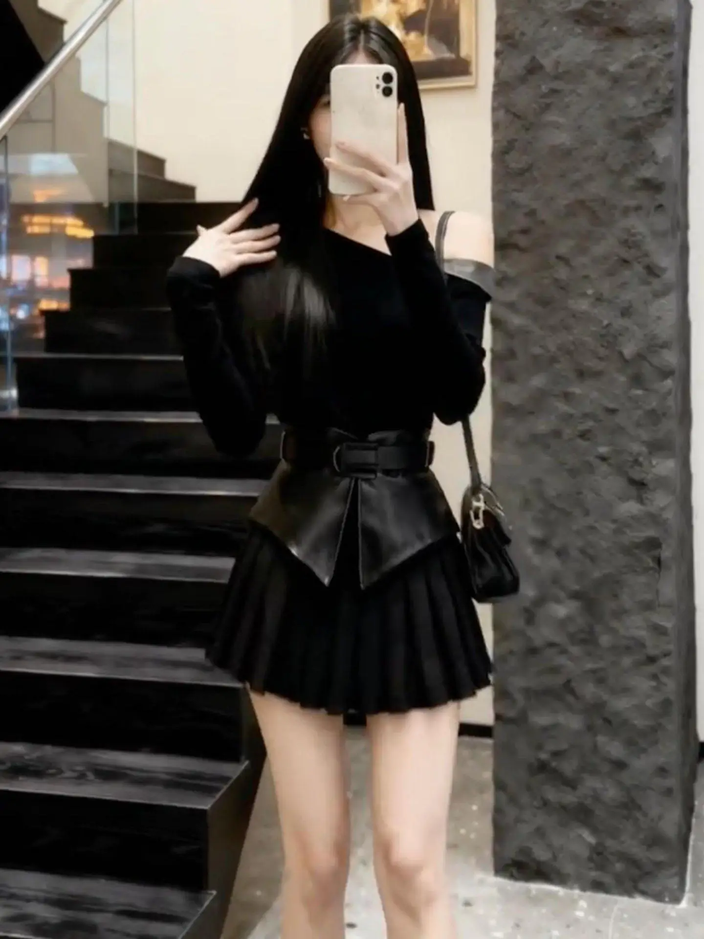 

Ele Bla с открытыми плечами и поясом, комплект из двух предметов для женщин, корейская модная одежда для поездок на работу