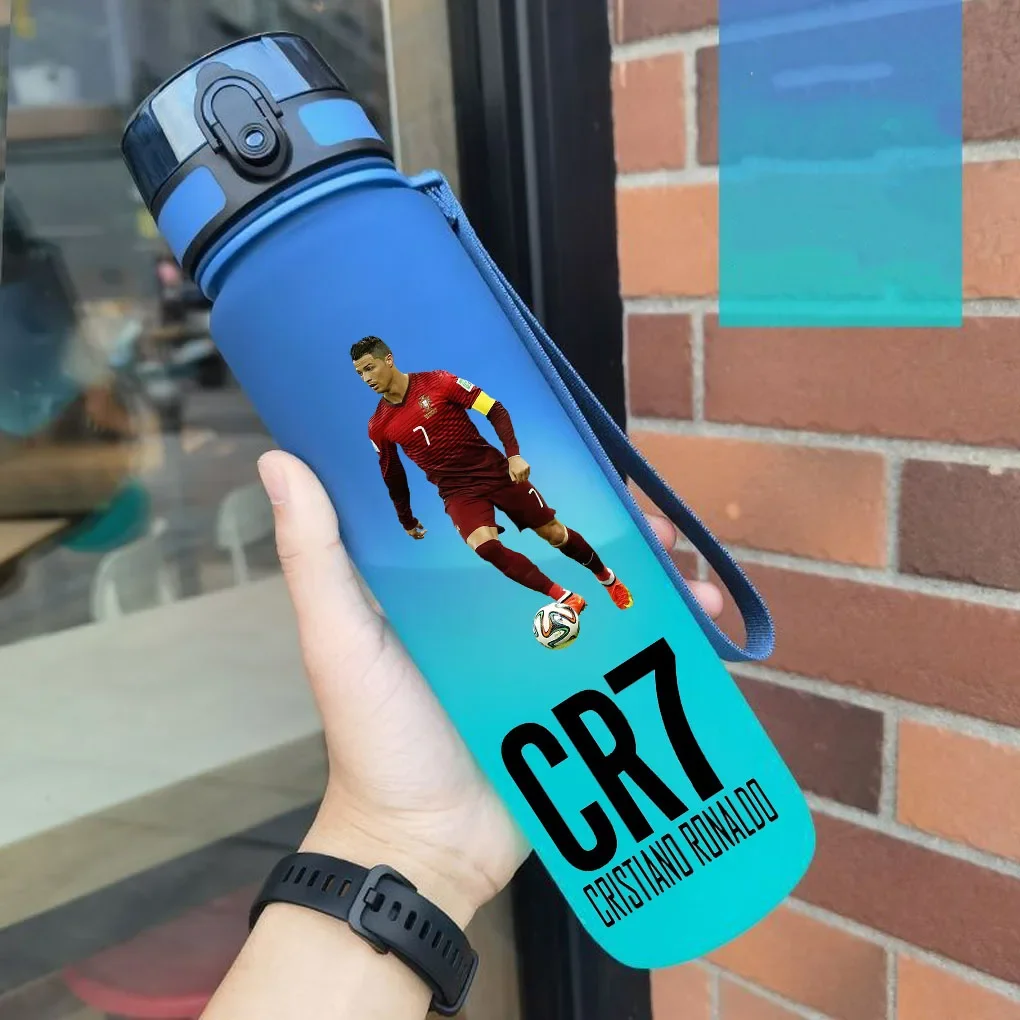 keeppley Cristiano Ronaldo Sport-Wasserflasche, auslaufsicher, bunter Kunststoffbecher, zum Trinken, für Outdoor-Reisen, tragbar, für Fitnessstudio, Fitness, Krüge, Geschenk 10