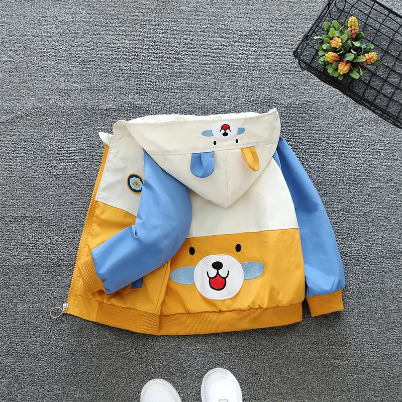 

Bear Paw Prints and Bear Pattern Patchwork Zippered Autumn Warm and Comfortable Hooded Jacket