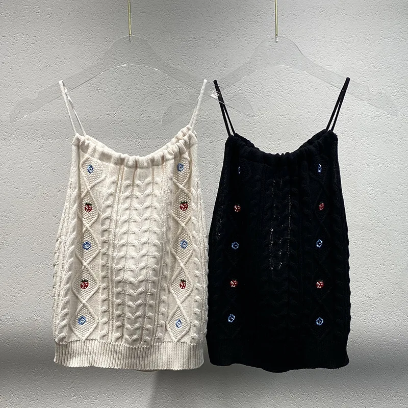 Niche 2024 summer new sleeveless vest embroidery with halter halter top women y2k tops