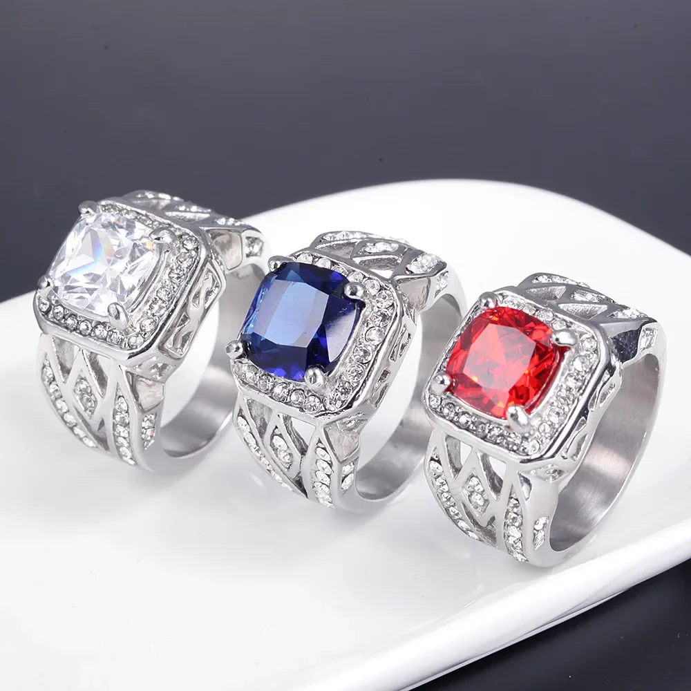 

CHUANGCHENG Simple and Personalized Jewelry in , Stainless Steel Set with Gemstones, Three Color Rings, Sizes 7-13