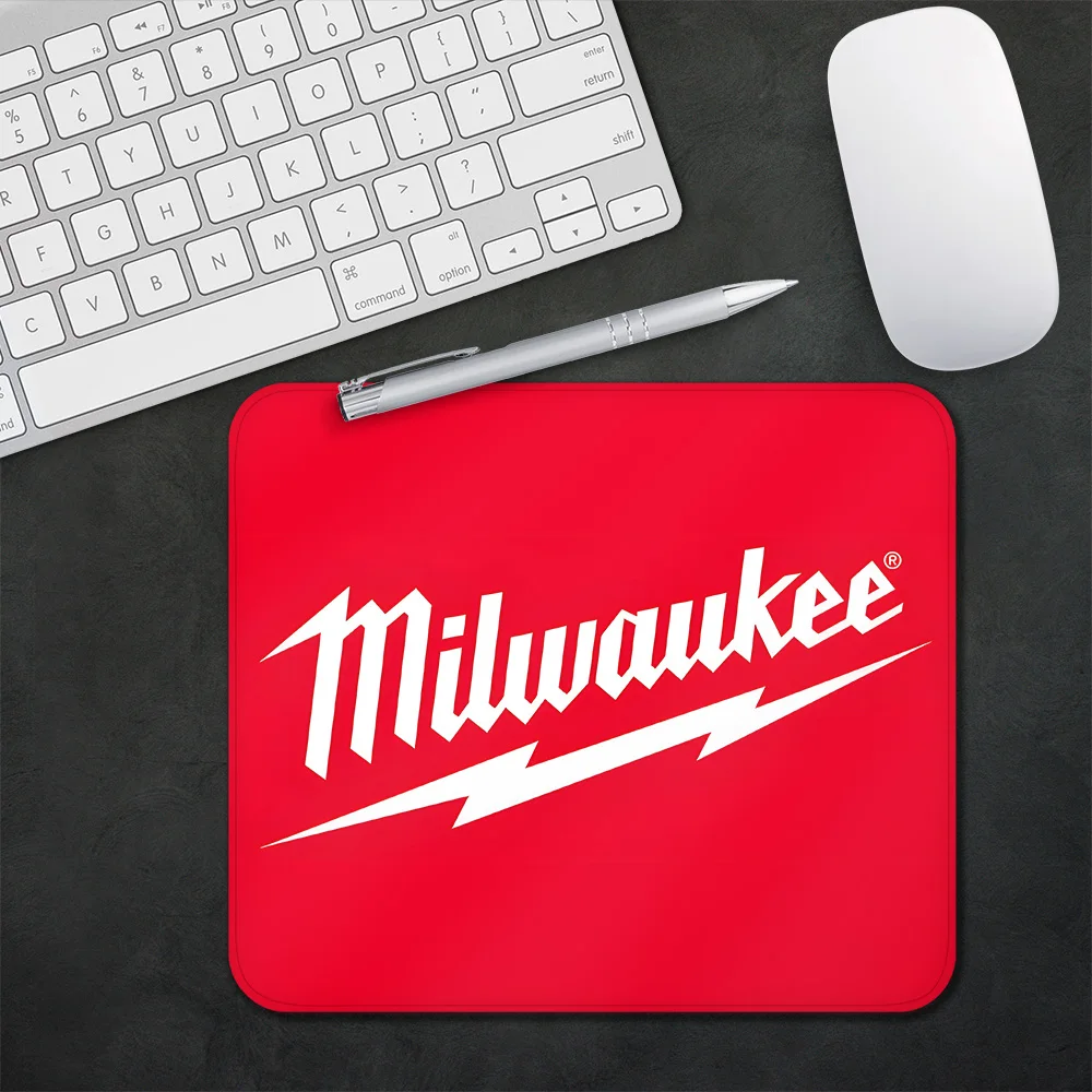 Gaming Tools M-milwaukees Mouse Pad XS Small Mousepad For PC Gamer Desktop Decoration Office Mouse Mat Deskmat Rug