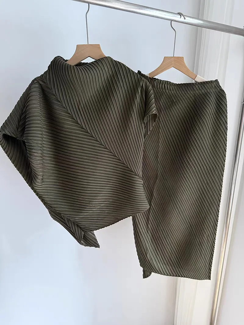 Pleated T-Shirt 2026 Summer New Japane Irregular Cut Pile Collar Top Simple Fashion Lightweight Wrinkle-Free Women Skirt