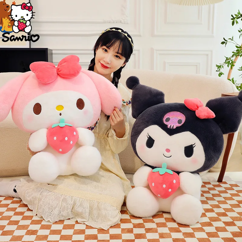 Sanrio หมอนคุโรมิตุ๊กตาหนานุ่ม22ซม., หมอนตุ๊กตาของเล่นรูปสัตว์นุ่มนิ่มชุดสตรอเบอรี่ลายสตรอเบอรี่ของขวัญวันเกิดเด็กหญิงอนิเมะ