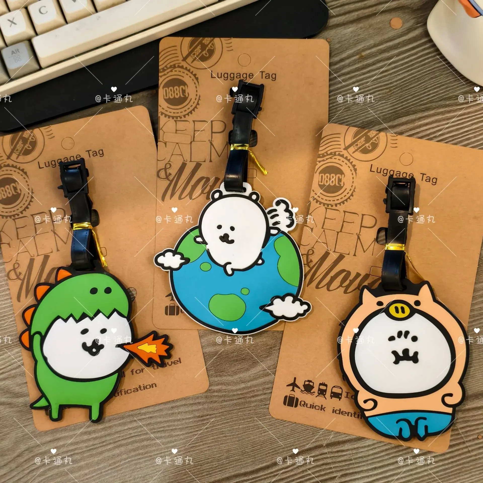 

New Cartoon Anime Self deprecating Bear Cute Luggage Tag Travel Bag Pendant Label Anti loss Decoration