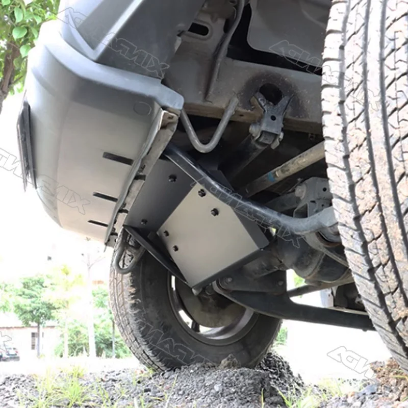 

Для Suzuki Jimny JB64 JB74 JC74 Стальная защита шасси 4 мм Внешние аксессуары для моделей 3Door и 5Door (2023 2024 2025)