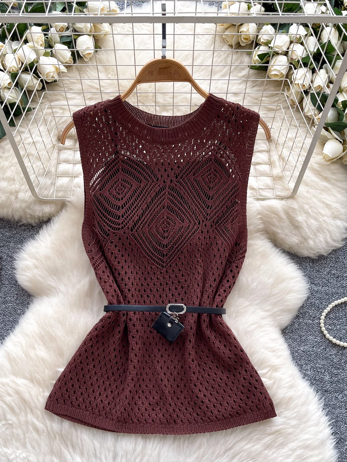 

Women's Summer Knitted Hollow out round Ne Svel Vest Top Set Casual Lazy Sle Two-Piece Ensemble Faionable Ensemble
