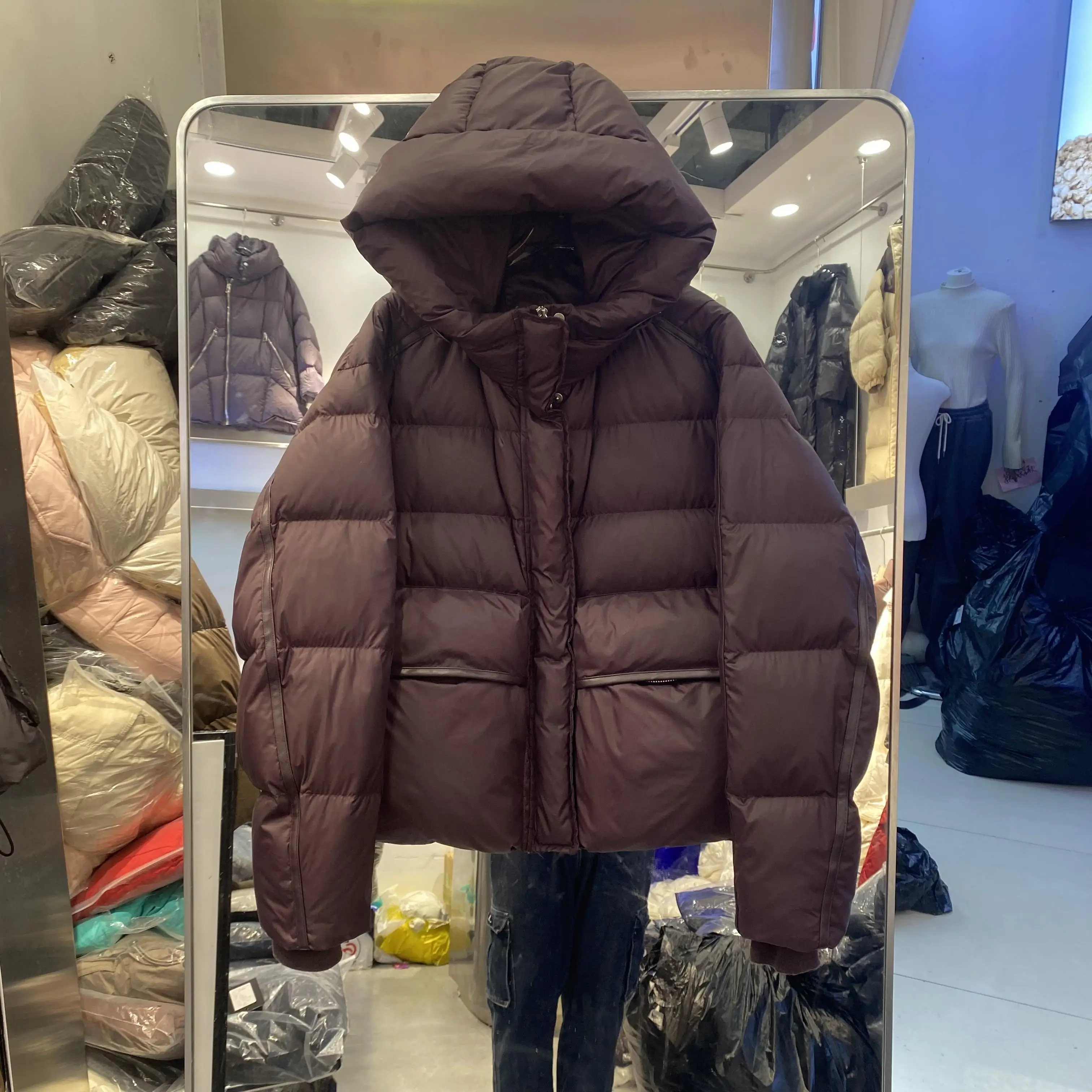 2025 유럽 겨울 신상 여성용 다운 재킷 후드형 따뜻한 슬림 화이트 덕 다운 재킷