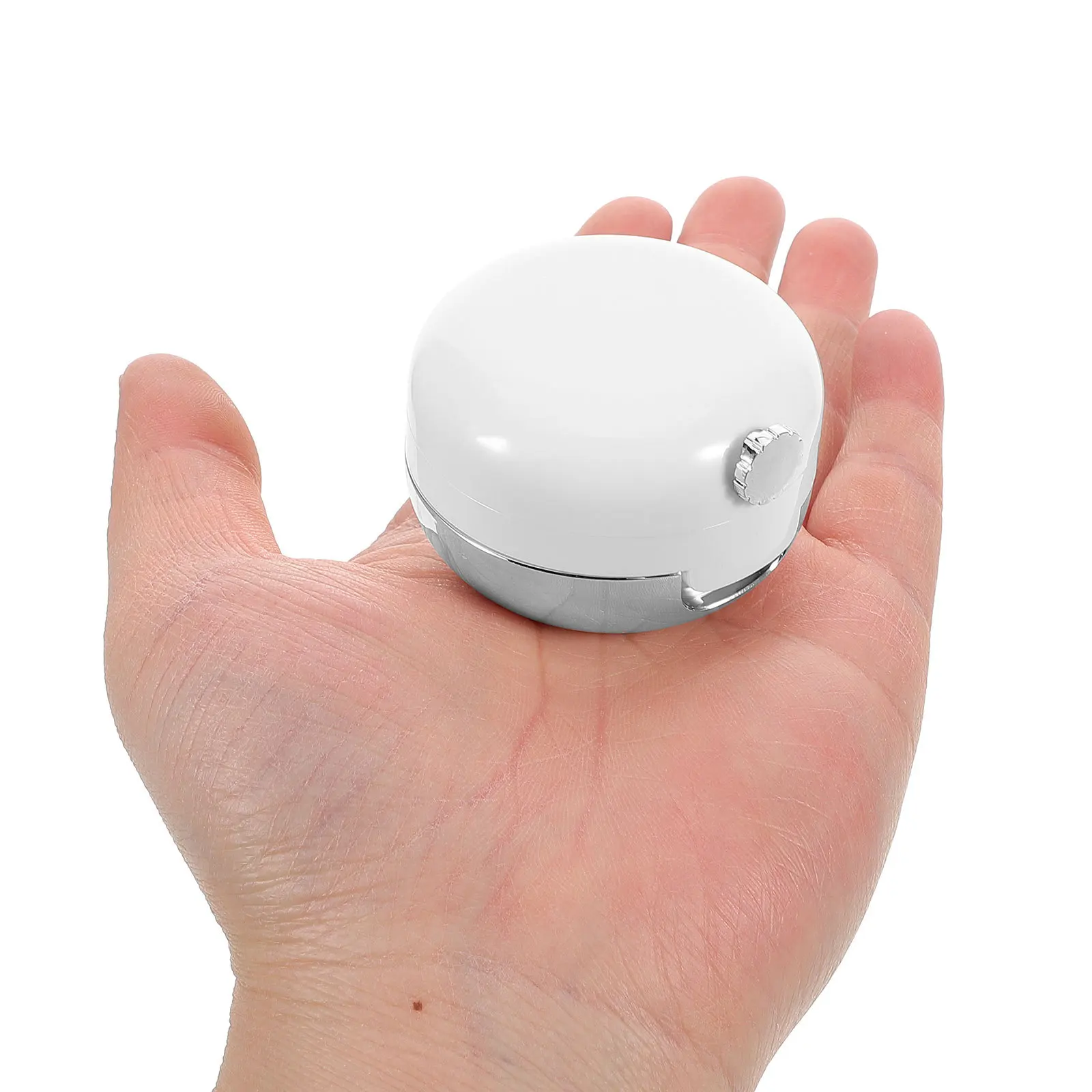 برطمانات قناع الشفاه الفارغة مع أداة توزيع قضيب السيليكون المدمجة في علبة أحمر الشفاه المحمولة للنساء فرشاة الشفاه مع غطاء