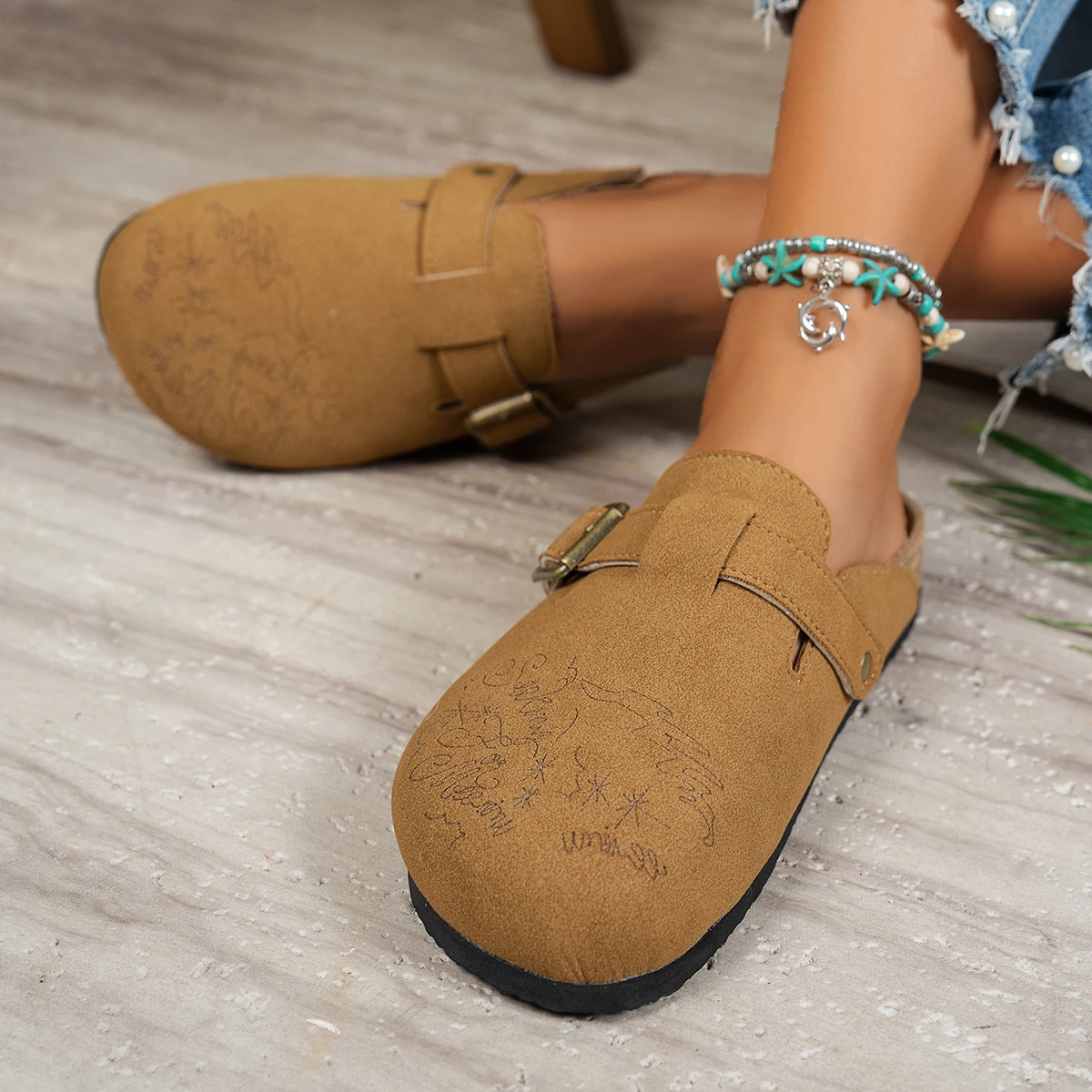 

2025 Summer Women Flat Slippers Slip-On Open-Toe Outdoor Shoes Anti-slip Casual Sandals Slip on Platform Slippers Slides Women