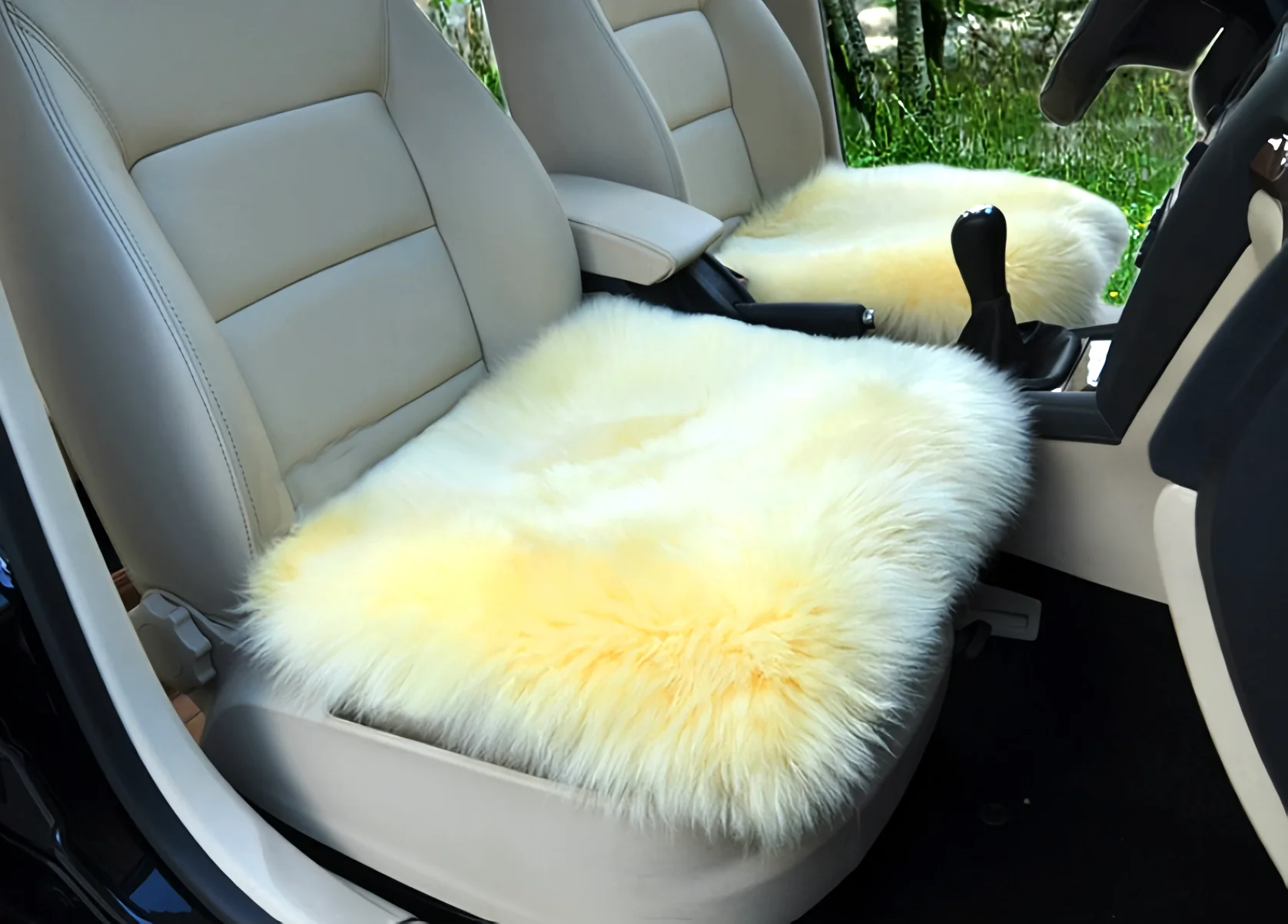 The whole sheepskin cushion pure wool car seat cushion without backrest three-piece front and back single piece square cushion f