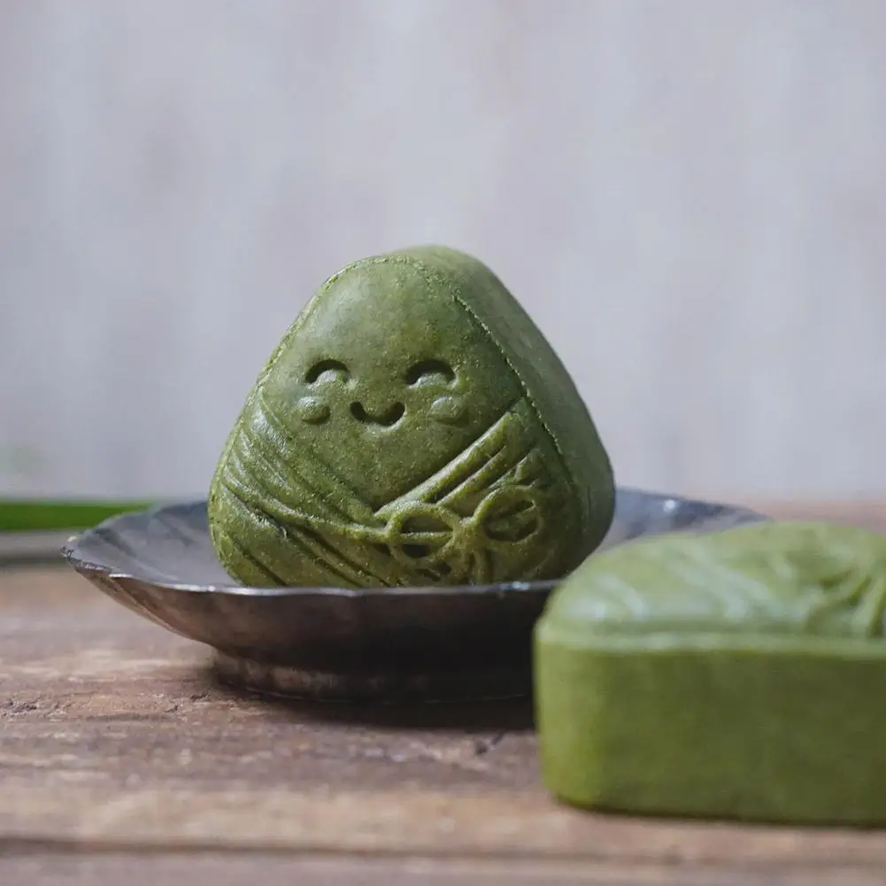 45 جرام موجورت وأوراق الجريب فروت شامبو صابون تقوية الشعر صابون شامبو نظيف قائم على النبات غسل الوجه المغذي O4D8 #1