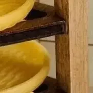 1 set casa delle bambole in miniatura multistrato triangolo di asciugatura scaffale di stoccaggio scaffale di stoccaggio degli alimenti decorazione della scena accessori della casa delle bambole