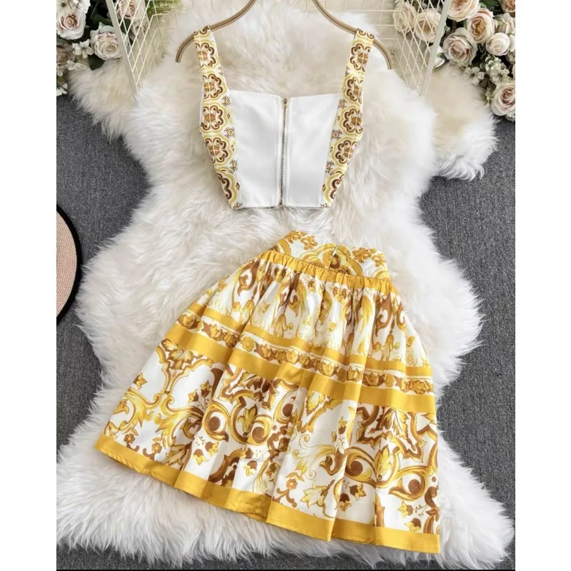 2024 new fashion yellow porcelain slim-fit short halter top high waist A-line skirt printed suit for women