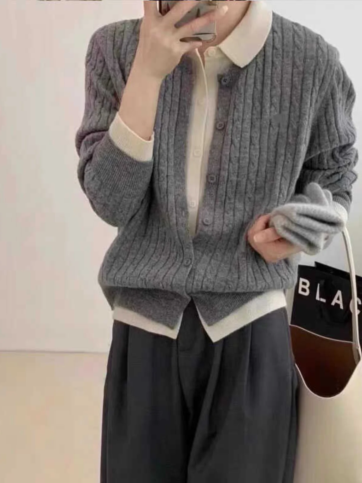 Fashionable Knitted Cardigan Spring 2026 Early Women's Small Color Block Collar Sweater Jacket Base Top Commute Style Slim Fit