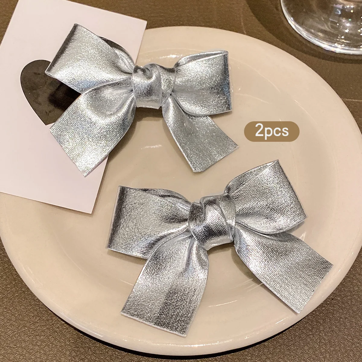 2 silver bow hair clips, fashionable and sweet style hair accessories suitable for daily use