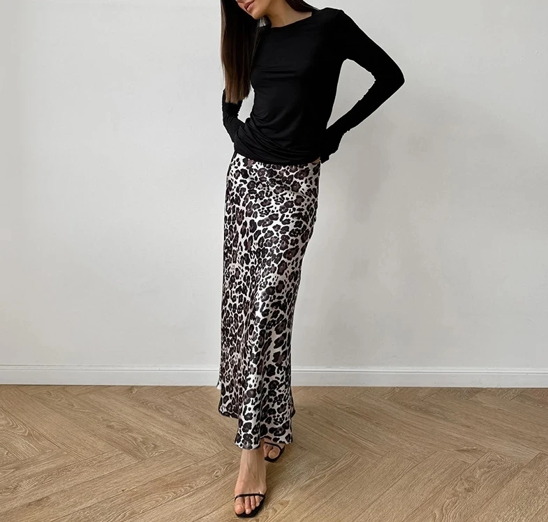 Sexy Beauty Leopard Printed Versatile A-Line Long Skirt for Women Temperament Commuting New Fashion Women's Satin Elegant Skirts