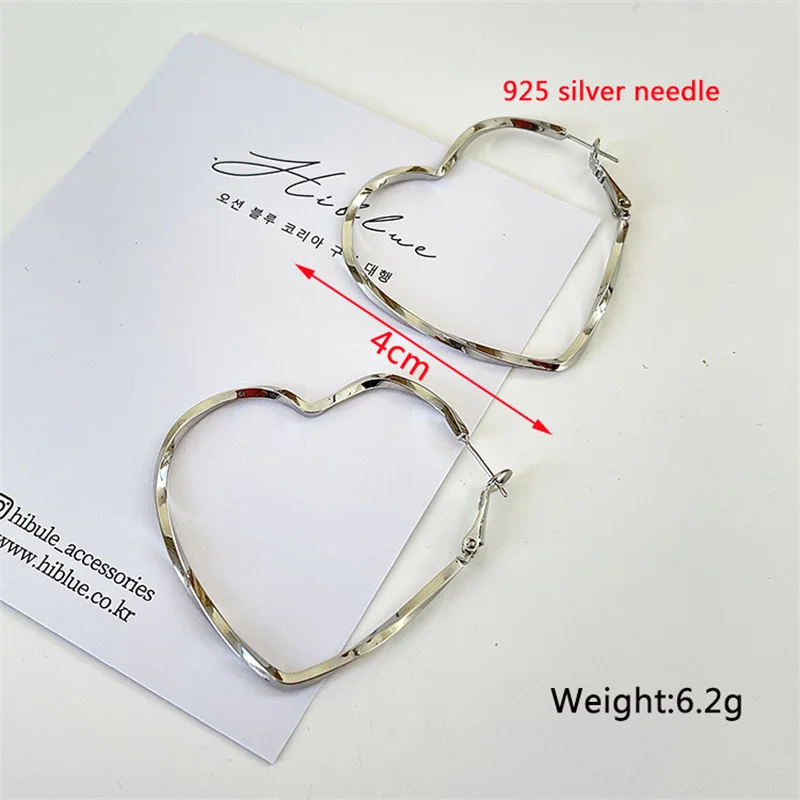 New Gold Color Heart Hoop Earrings for Women Exaggerated Metal Earrings 40mm Hoop Earrings Punk Hiphop Style Female Earrings