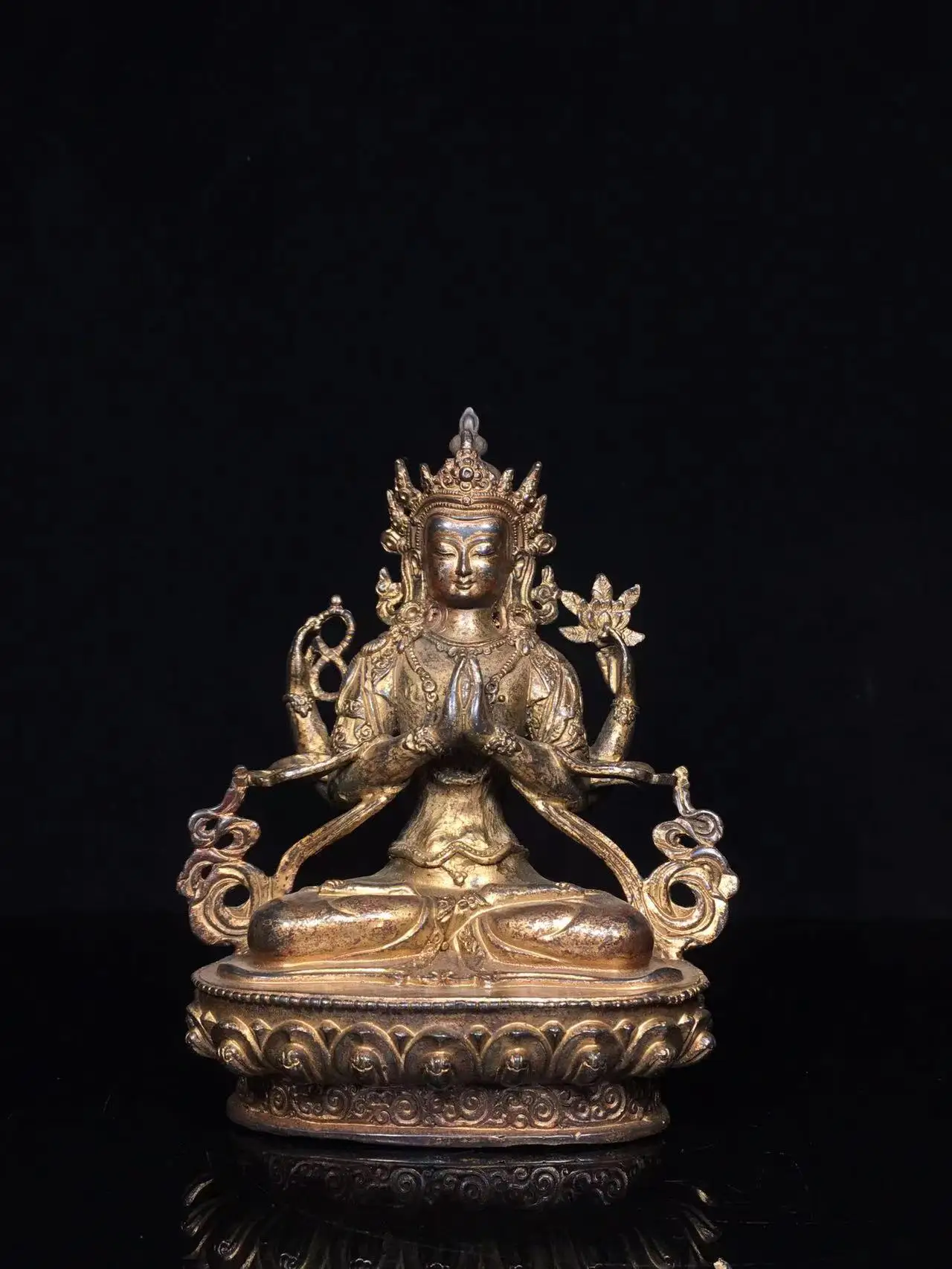 

Old Qing Dyansty copper four hands Randolph Buddha statue,20.5cm(H),Handmade