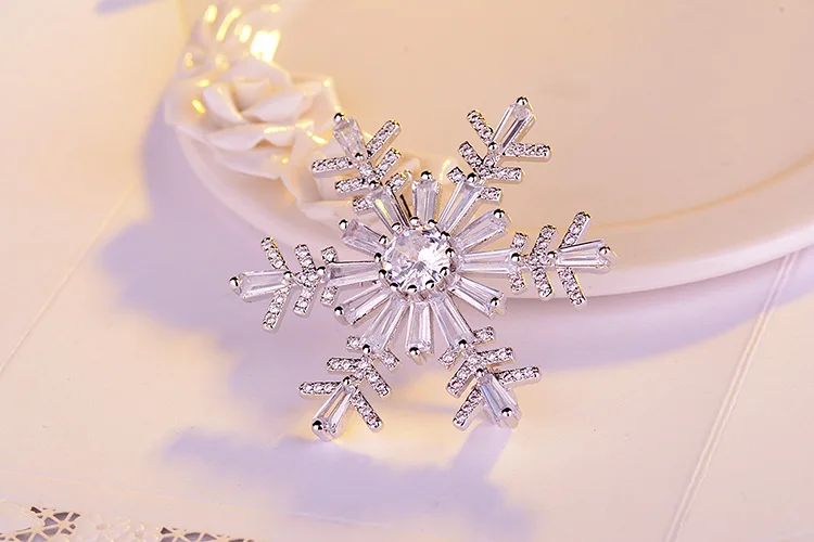 Fashion solid  925 Sterling Silver jewelry CZ Crystal Big Snowflower Brooches For Women Wedding Clothing Bag Elegant Brooch Pins