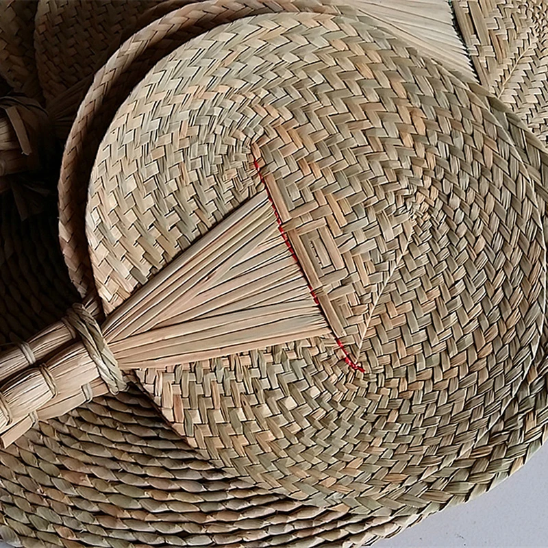 30cm Round Natural Fans, Handicraft Handmade Straw Weaving Fans Summer Hand Fans for Party Supplies Wedding Camping