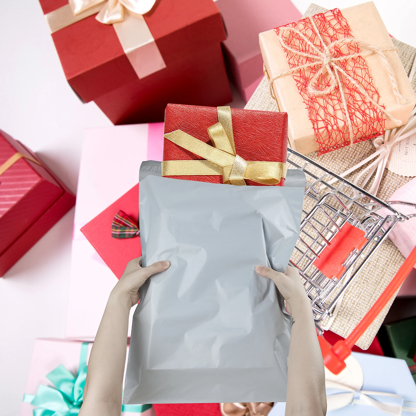 ถุงพลาสติกสีขาวสำหรับส่งของ 100 ชิ้น แบบทึบแสง ผลิตจากพลาสติก PE สำหรับจัดส่งด่วน ซองจดหมายสีขาว ถุงส่งของแบบปิดผนึกด้วยกาวในตัว