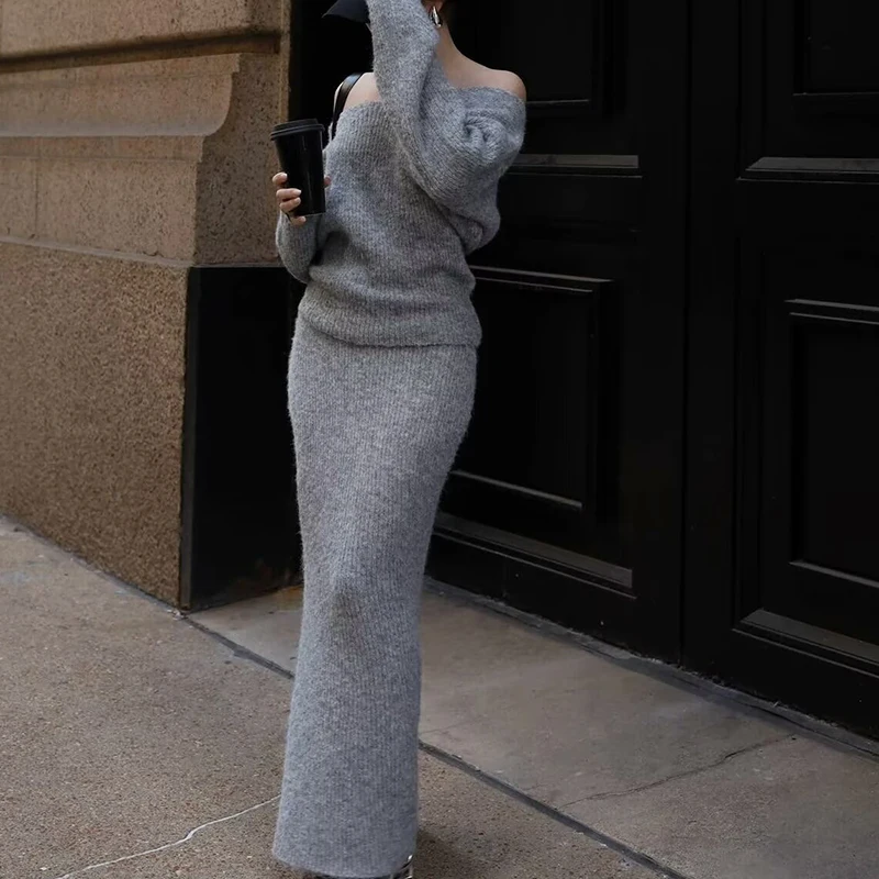 YENKYE Women Casual Sexy V Neck Long Sleeve Knitted Pullovers Autumn Winter Gray Sweaters